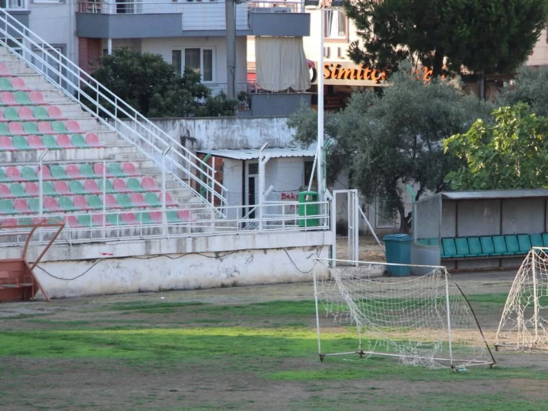  Mudanya İlçe Stadyumu'nun akıbeti soru işareti
