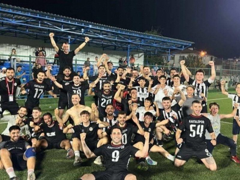  Sakarya Kartalspor Play_Off'ta zaferini ilan etti