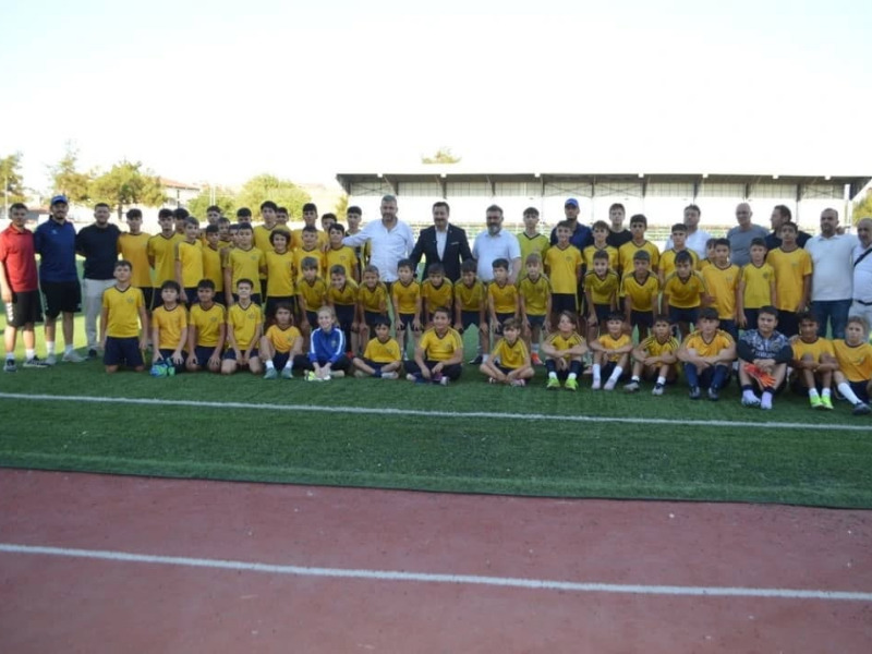  Yenişehir Belediyespor alt yapıda yeni sezona başladı